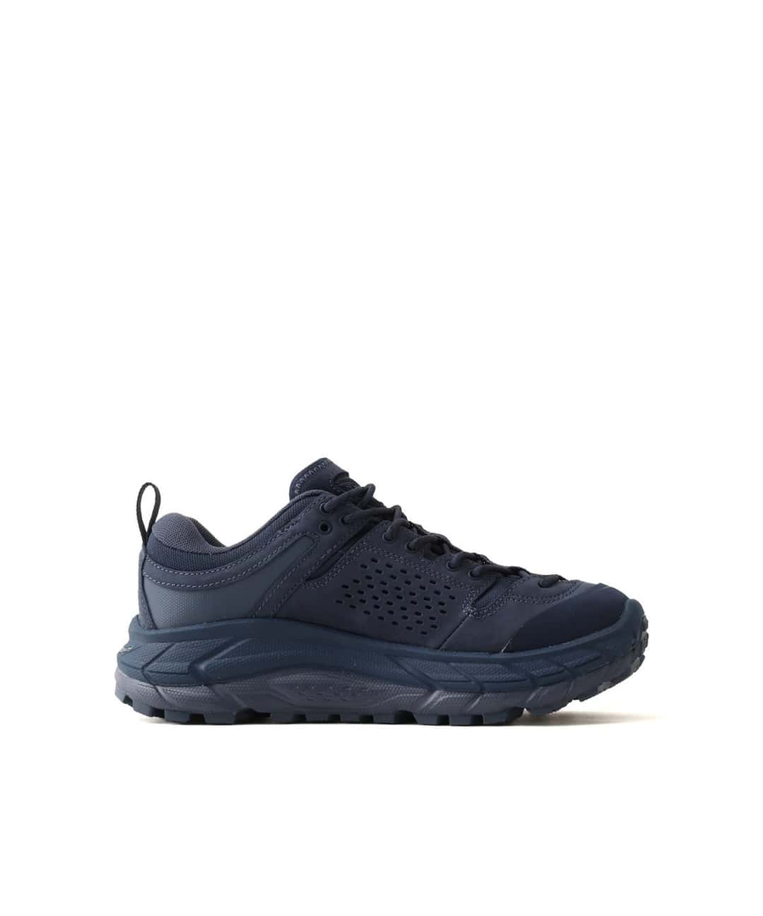 HOKA Tor Ultra Lo Varsity Navy de atmos, de perfil, toda en azul marino sobre fondo blanco
